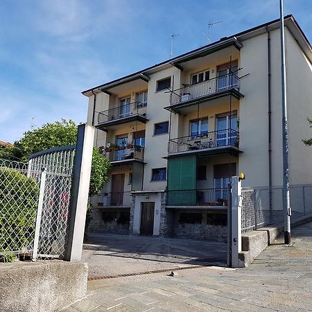 Casa Elena Apartment Albese Con Cassano Exterior foto